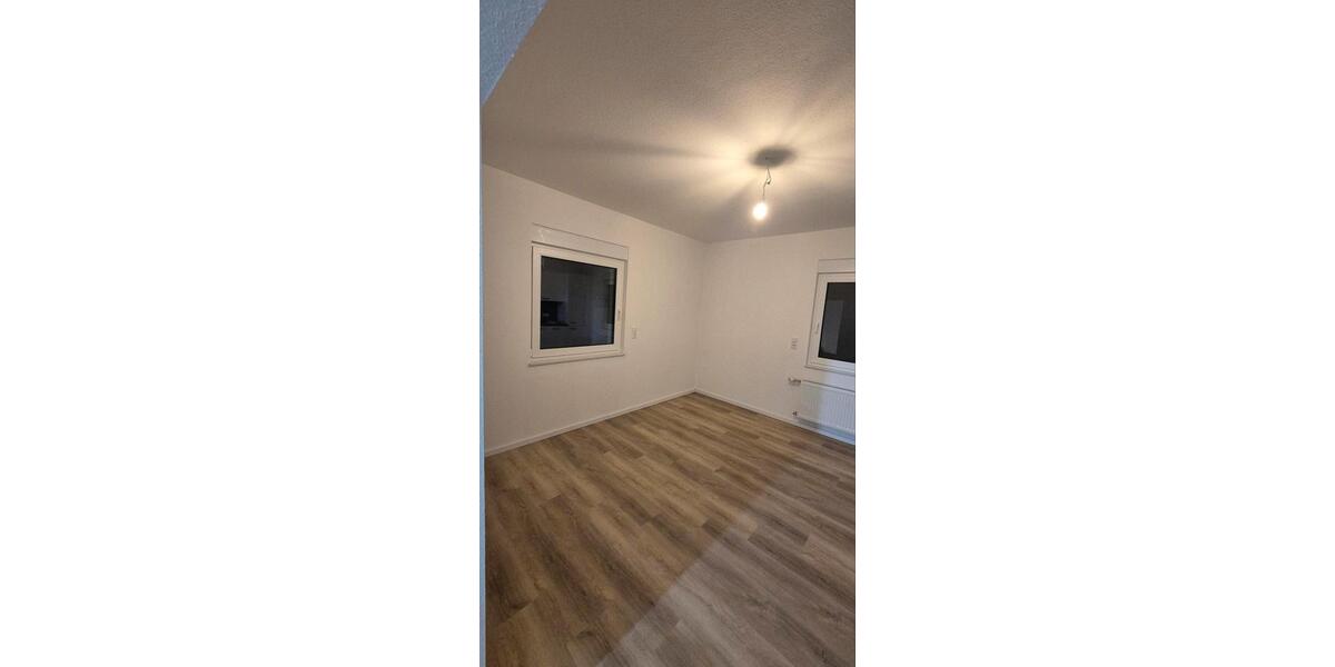 Etagenwohnung Großmaischeid - 2 Zimmer, 70 m&sup2;, 660&euro; | Angebot:25272706