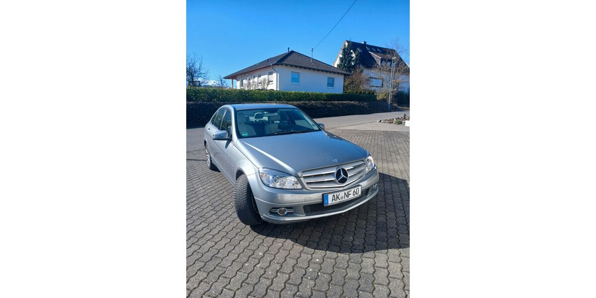 Mercedes-Benz C 300 215.634 km 7.990 &euro; Reiferscheid 57632