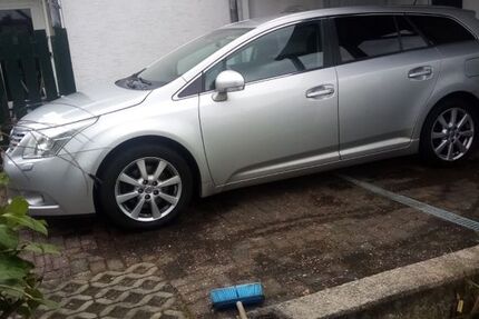 Toyota Avensis 220.000 km 2.200 &euro; Dürrholz 56307