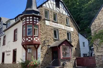 Haus Brodenbach - 15 Zimmer, 422 m&sup2;, 249.000&euro; | Angebot:25154638