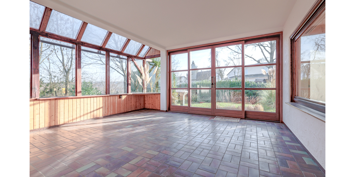 Rohdiamant mit Potenzial: Entkerntes Haus mit viel Platz für Mensch & Tier. 5686 m² Grundstück! - Einfamilienhaus Bad Honnef / Aegidienberg Aegidienberg | Angebot:25097239