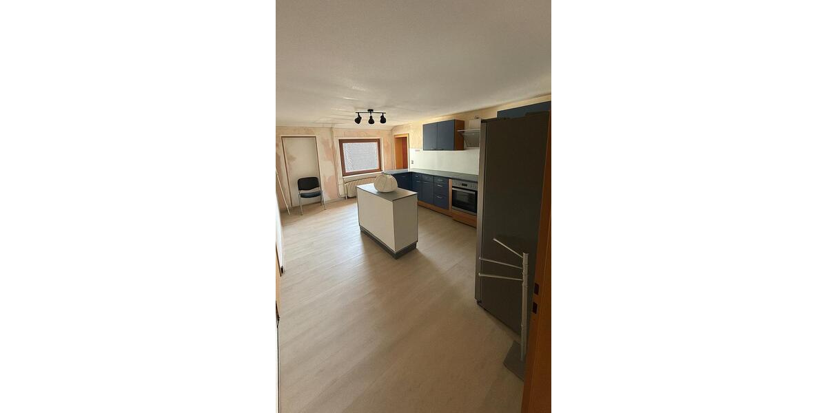 Mehrfamilienhaus, Wohnhaus Steimel - 13 Zimmer, 265 m&sup2;, 1.350&euro; | Angebot:26656497