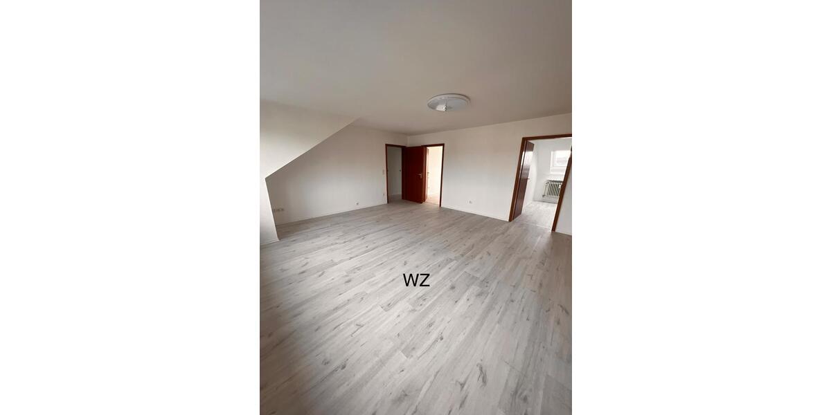 Dachgeschoßwohnung Koblenz Bubenheim - 3 Zimmer, 67 m&sup2;, 600&euro; | Angebot:25852449