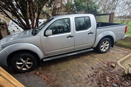 Nissan NP 300 380.001 km 9.500 &euro; Mertloch 56753