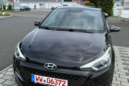 Hyundai i20 80.000 km 8.900 &euro; Wirges 56422