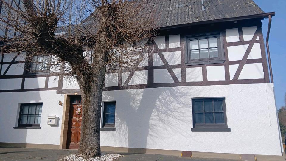 Bauernhaus, Landhaus Neustadt (Wied) Hombach - 6 Zimmer, 180 m&sup2;, 1.500&euro; | Angebot:25408926