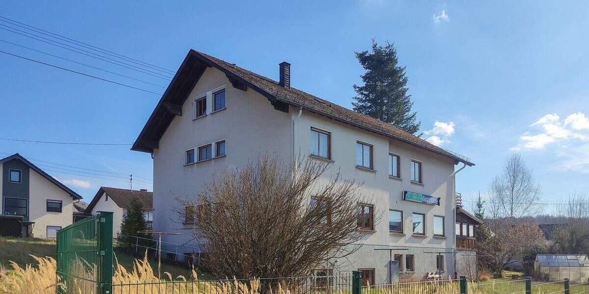 Mehrfamilienhaus, Wohnhaus Freirachdorf - 1 Zimmer, 317 m&sup2;, 329.000&euro; | Angebot:25691934