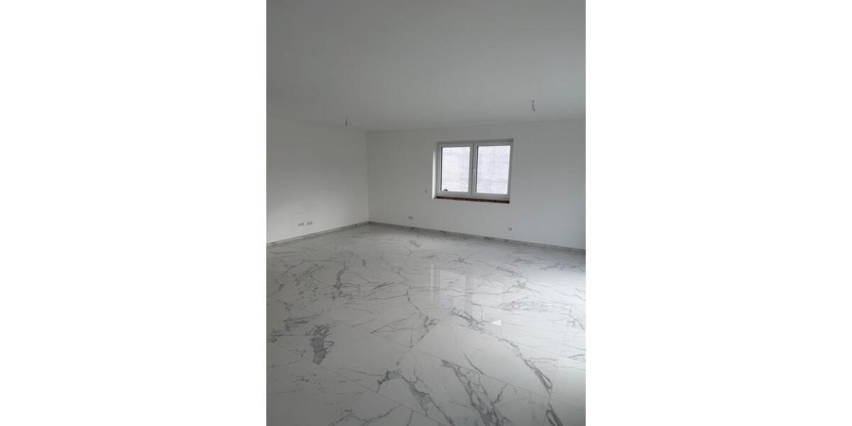 Etagenwohnung Unkel - 2 Zimmer, 120 m&sup2;, 1.800&euro; | Angebot:24921323