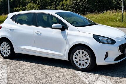 Hyundai i10 73.339 km 8.790 &euro; Rheinbrohl 56598