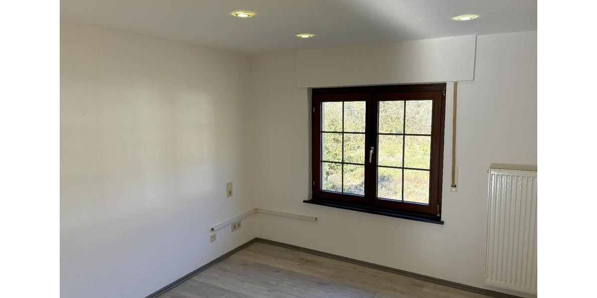 Einfamilienhaus Ettringen - 5 Zimmer, 115 m&sup2;, 259.000&euro; | Angebot:25395705