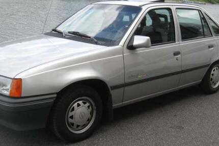 Opel Kadett 81.500 km 3.300 &euro; Vallendar, Stadt 56179
