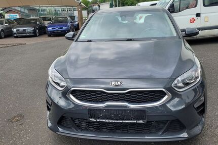 Kia ceed / Ceed 78.707 km 14.990 &euro; Vettelschoss 53560
