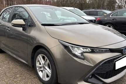 Toyota Corolla 56.000 km 18.990 &euro; Oberwinter 53424