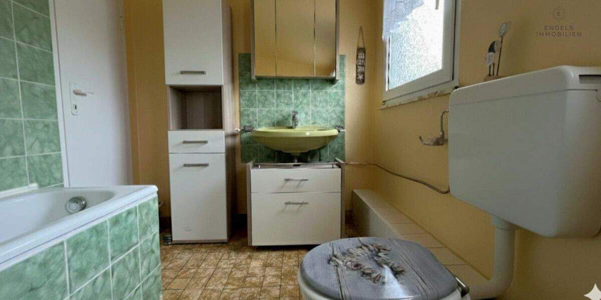 Einfamilienhaus Neuwied / Segendorf Segendorf - 6 Zimmer, 161 m&sup2;, 290.000&euro; | Angebot:25775648