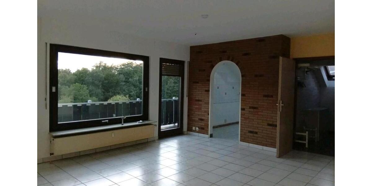 Dachgeschoßwohnung Bendorf - 3 Zimmer, 75 m&sup2;, 850&euro; | Angebot:25926261
