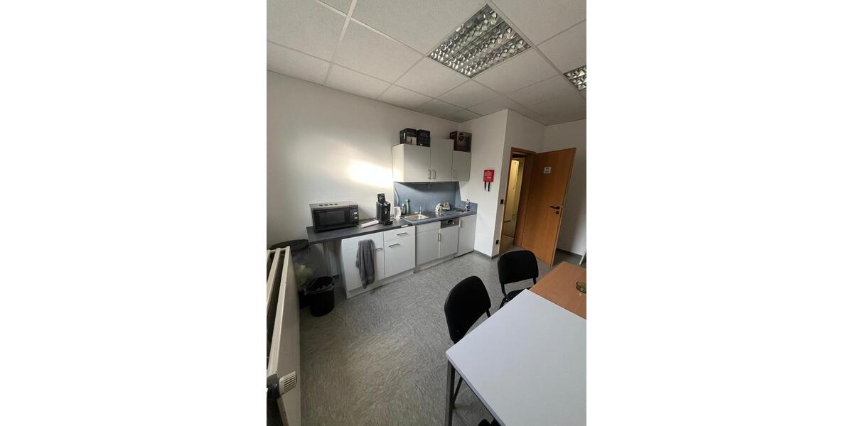 Gewerbeobjekt Urmitz - 1.350&euro; | Angebot:25856050