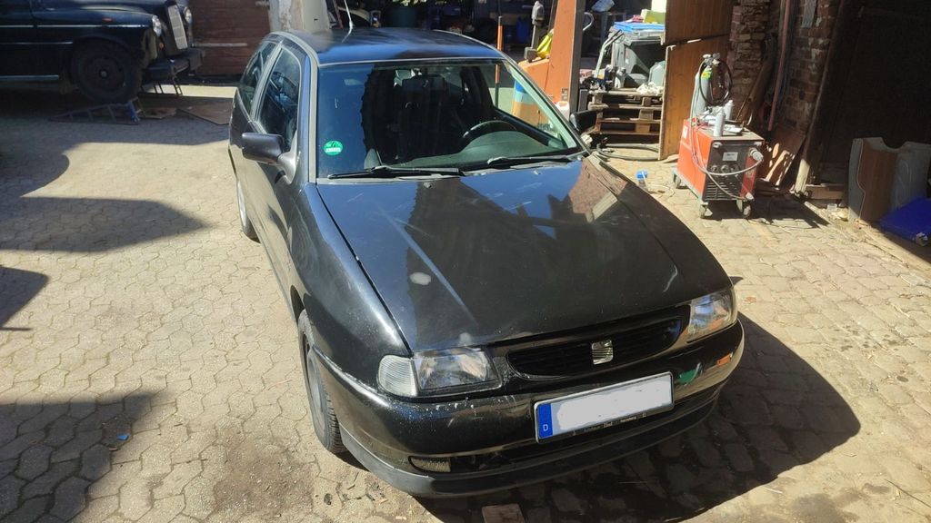 Seat Ibiza 217.000 km 650 &euro; Gamlen 56761