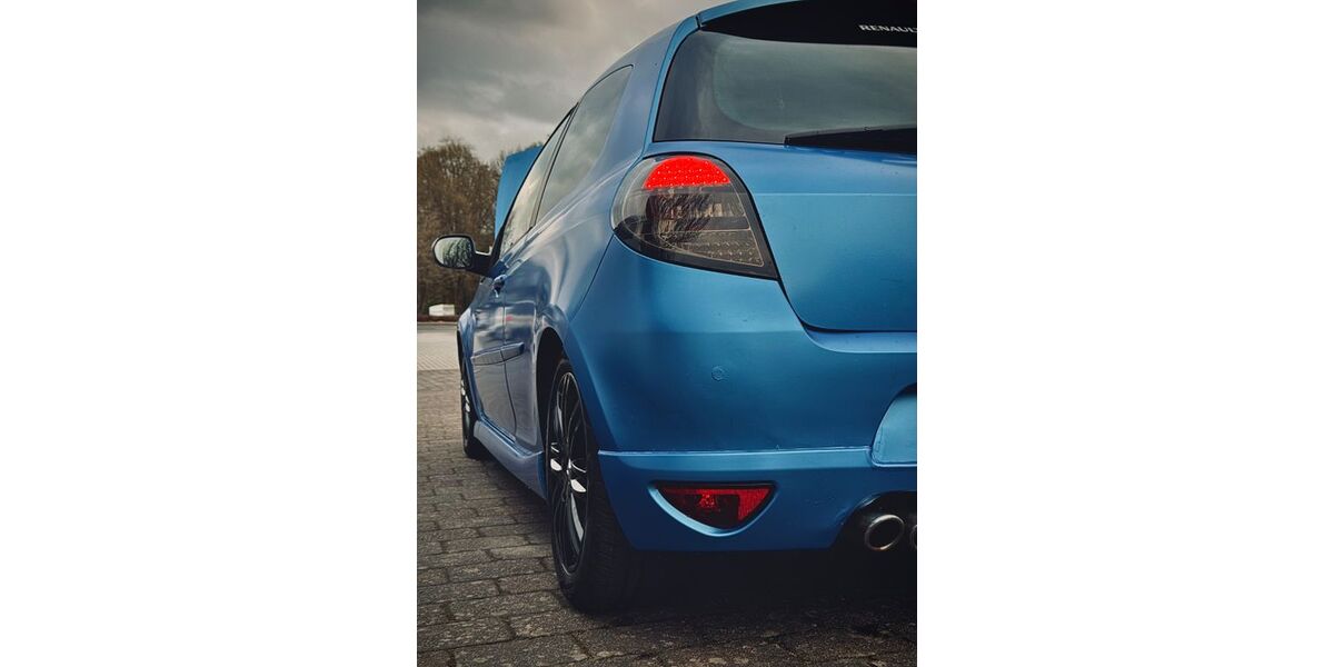 Renault Clio 150.000 km 3.399 &euro; Selters 56242