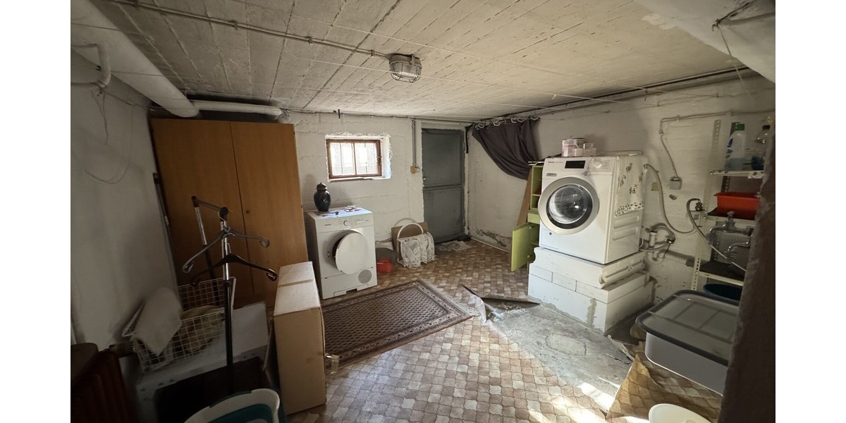 Zwei-Parteienhaus mit Baugrund - Zweifamilienhaus Niederzissen | Angebot:25145612