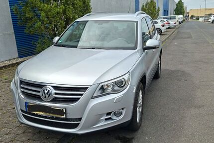 VW Tiguan 103.000 km 8.250 &euro; Straßenhaus 56587