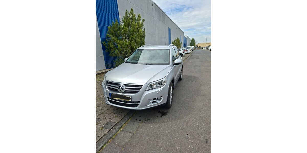 VW Tiguan 103.000 km 8.250 &euro; Straßenhaus 56587