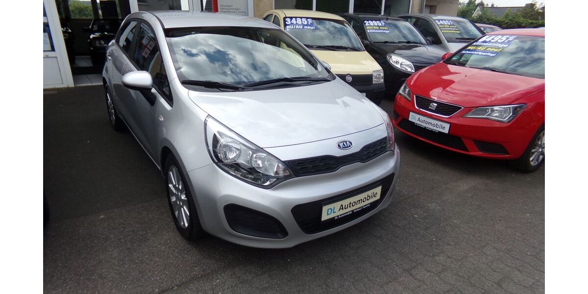Kia Rio 105.362 km 5.885 &euro; Bad Honnef 53604