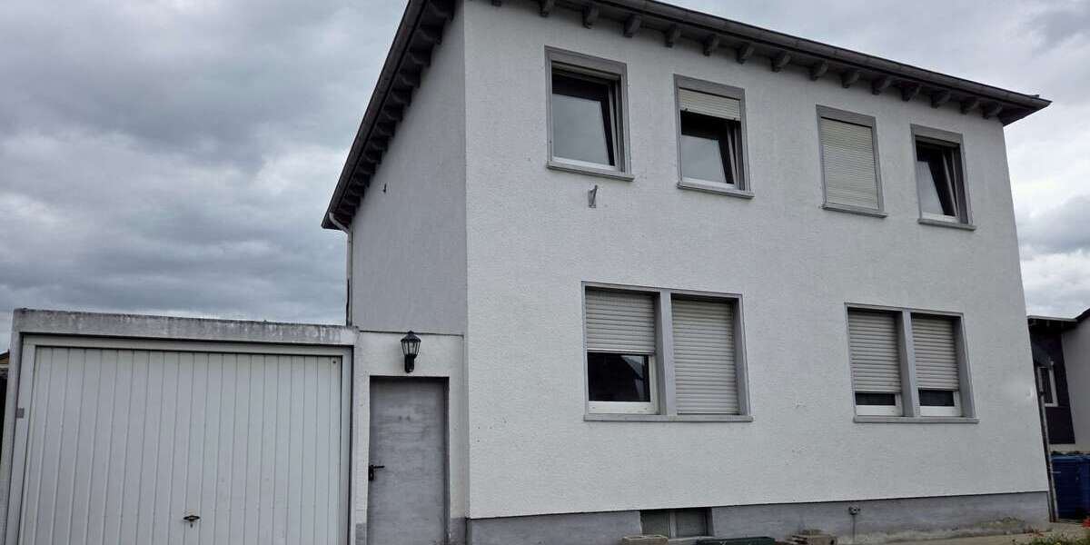 Einfamilienhaus Neuwied - 4 Zimmer, 140 m&sup2;, 215.000&euro; | Angebot:26698128