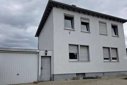 Haus Neuwied - 4 Zimmer, 140 m&sup2;, 215.000&euro; | Angebot:26698128