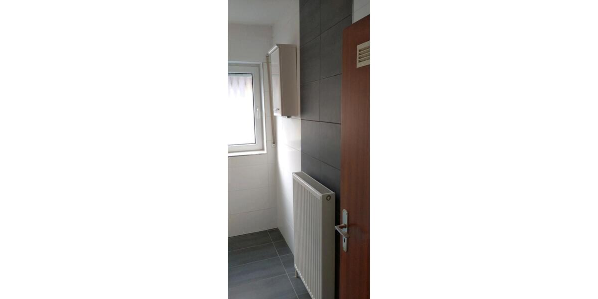 Etagenwohnung Breitscheid - 3 Zimmer, 70 m&sup2;, 160.000&euro; | Angebot:26004001