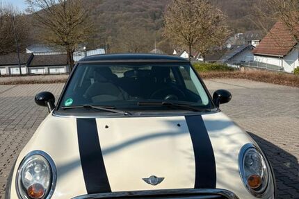 Mini ONE 160.800 km 1.551 &euro; Neuwied 56567