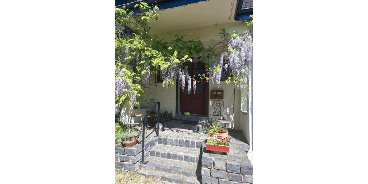 Etagenwohnung Vettelschoß - 2 Zimmer, 105 m&sup2;, 1.400&euro; | Angebot:25269691