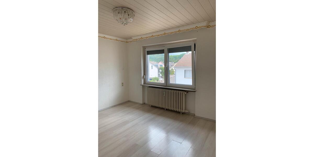 Etagenwohnung Bendorf - 3 Zimmer, 80 m&sup2;, 800&euro; | Angebot:25870796