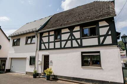 Haus Arzbach Arzbach-Bierhaus - 7 Zimmer, 165 m&sup2;, 199.000&euro; | Angebot:21668839