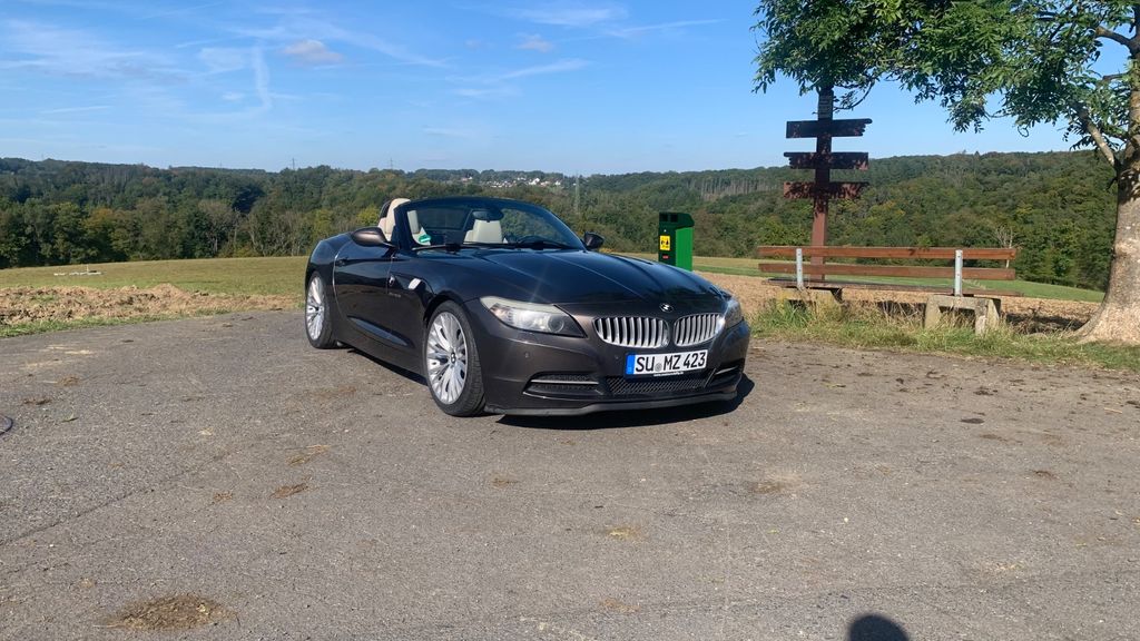 BMW Z4 199.999 km 14.490 &euro; WINDHAGEN 53578