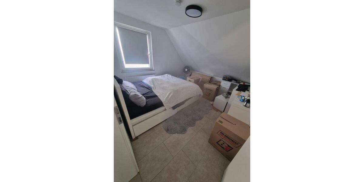 Dachgeschoßwohnung Neuwied Feldkirchen - 3 Zimmer, 70 m&sup2;, 620&euro; | Angebot:26496059