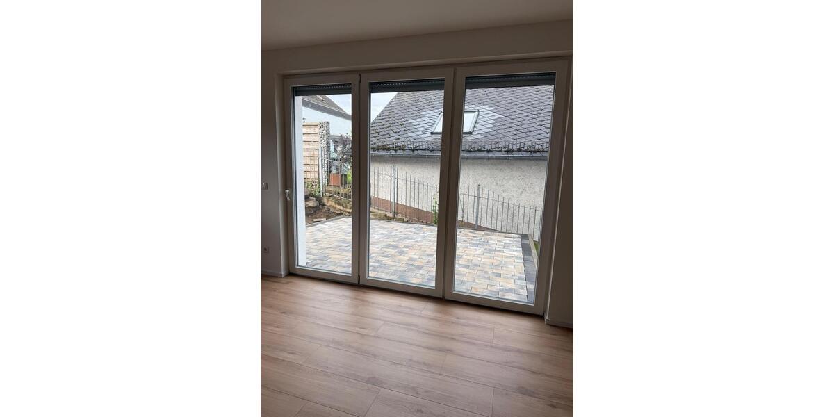 Erdgeschoßwohnung Großmaischeid - 4 Zimmer, 111 m&sup2;, 1.500&euro; | Angebot:26647780