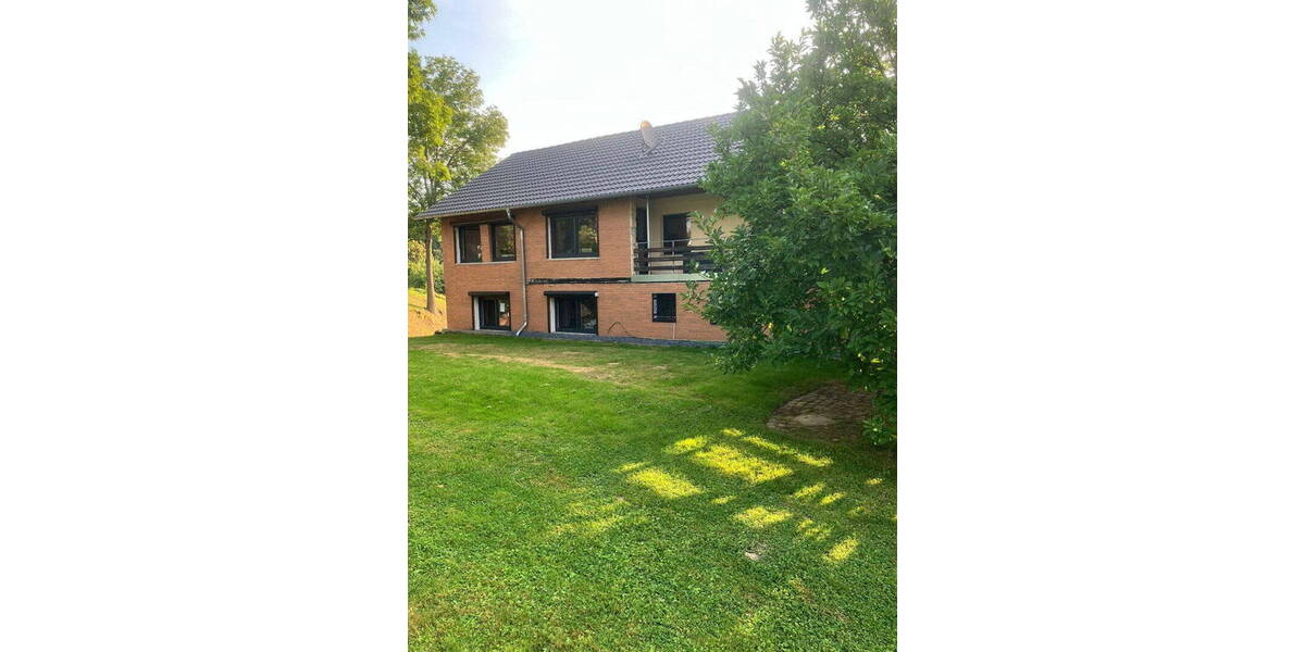 Einfamilienhaus Giershausen - 9 Zimmer, 189 m&sup2;, 475.000&euro; | Angebot:25751223