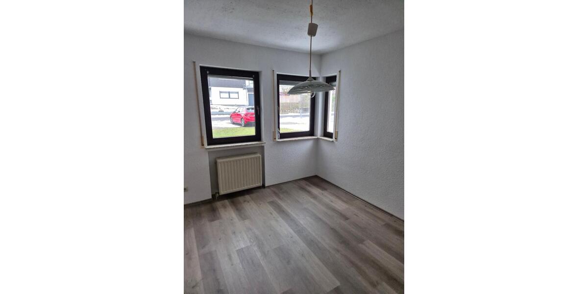 Terrassenwohnung Horhausen (Westerwald) - 3 Zimmer, 95 m&sup2;, 730&euro; | Angebot:25168086