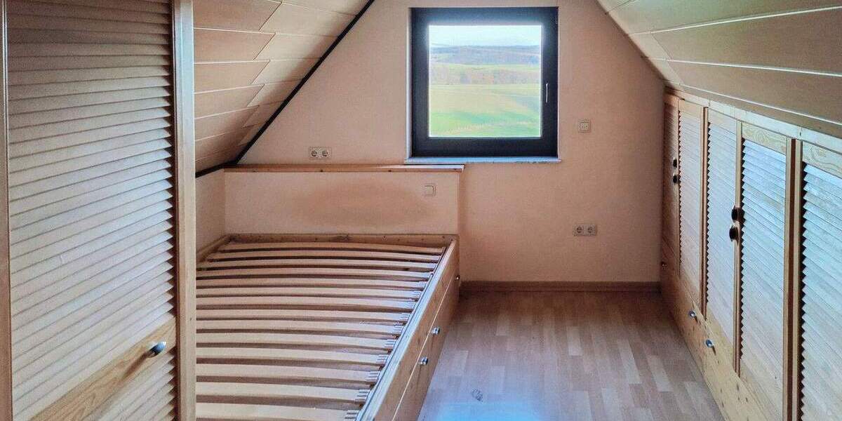 Mehrfamilienhaus, Wohnhaus Flammersfeld - 295.000&euro; | Angebot:25738130