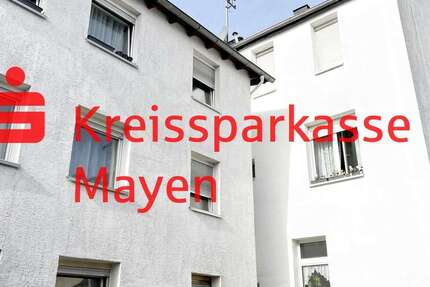 Haus Mayen - 15 Zimmer, 310 m&sup2;, 428.000&euro; | Angebot:27702456
