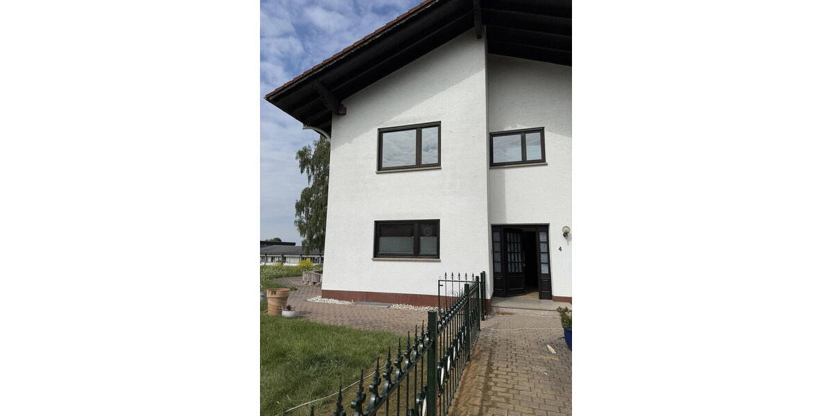 Einfamilienhaus Ransbach-Baumbach Baumbach - 1 Zimmer, 255 m&sup2;, 2.250&euro; | Angebot:26550261