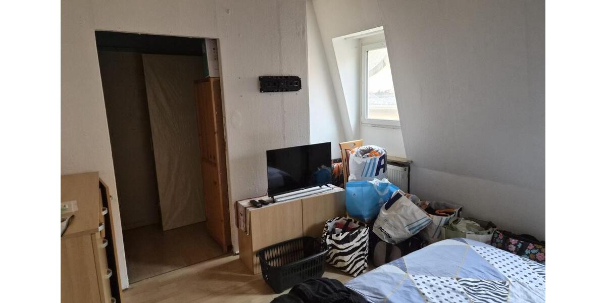 Dachgeschoßwohnung Andernach - 2 Zimmer, 50 m&sup2;, 490&euro; | Angebot:25943972