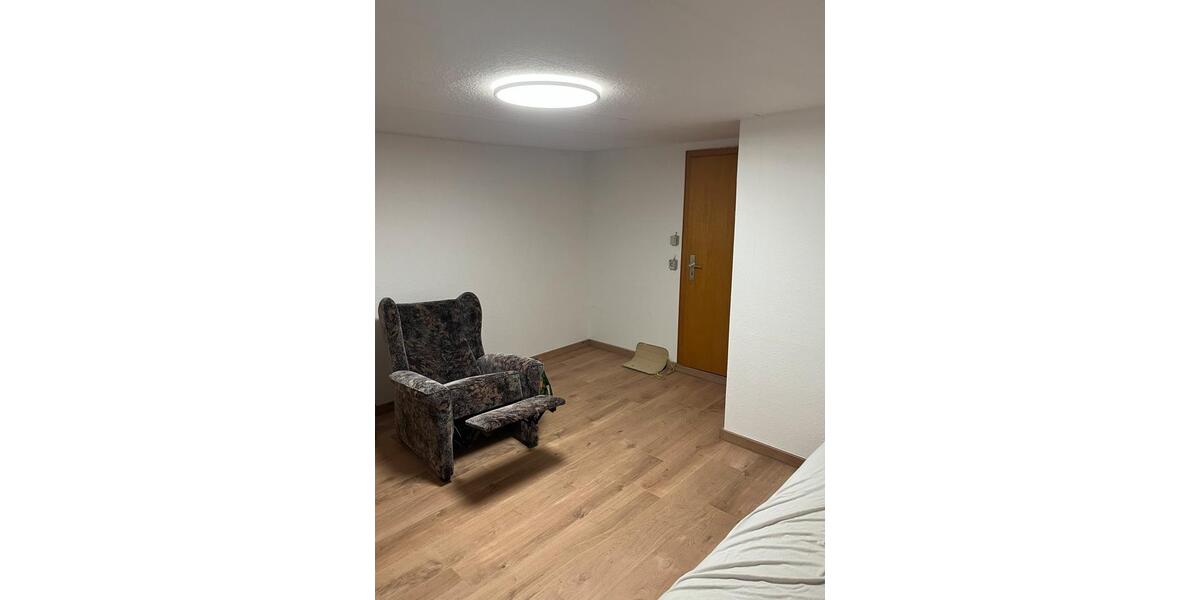Etagenwohnung Becheln - 1 Zimmer, 15 m&sup2;, 400&euro; | Angebot:24291590