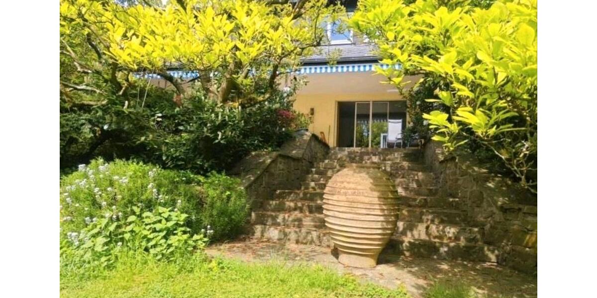 Einfamilienhaus Dierdorf - 8 Zimmer, 376 m&sup2;, 599.000&euro; | Angebot:25964123