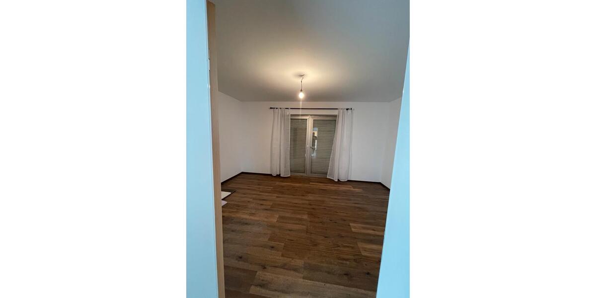 Erdgeschoßwohnung Raubach - 3 Zimmer, 94 m&sup2;, 650&euro; | Angebot:25636639