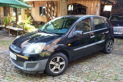 Ford Fiesta 135.000 km 2.300 &euro; Münstermaifeld 56294