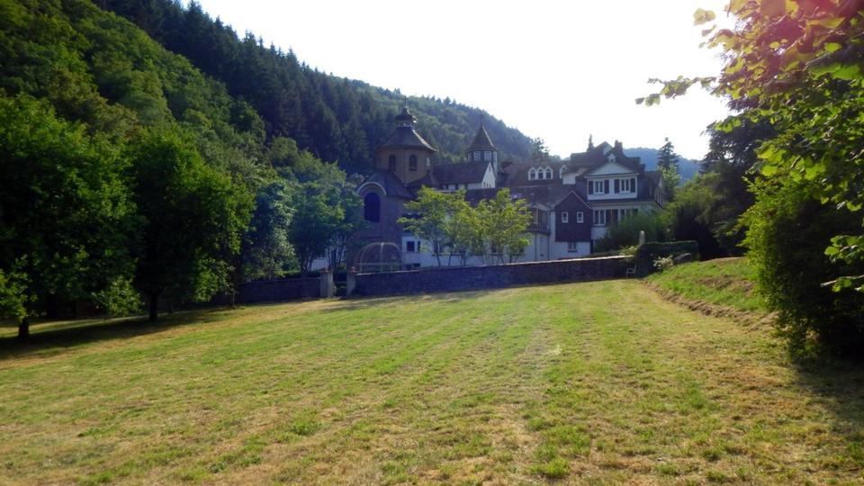 Etagenwohnung Mayen - 1 Zimmer, 10 m&sup2;, 315&euro; | Angebot:24756396