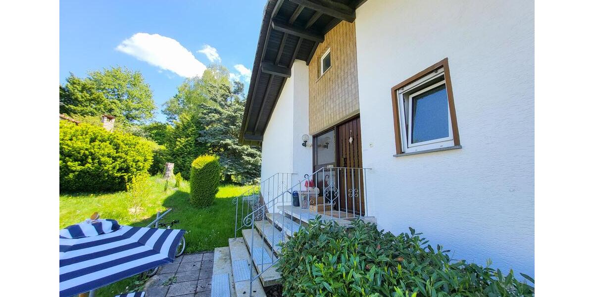 Erdgeschoßwohnung Montabaur - 3.5 Zimmer, 110 m&sup2;, 1.200&euro; | Angebot:26575986