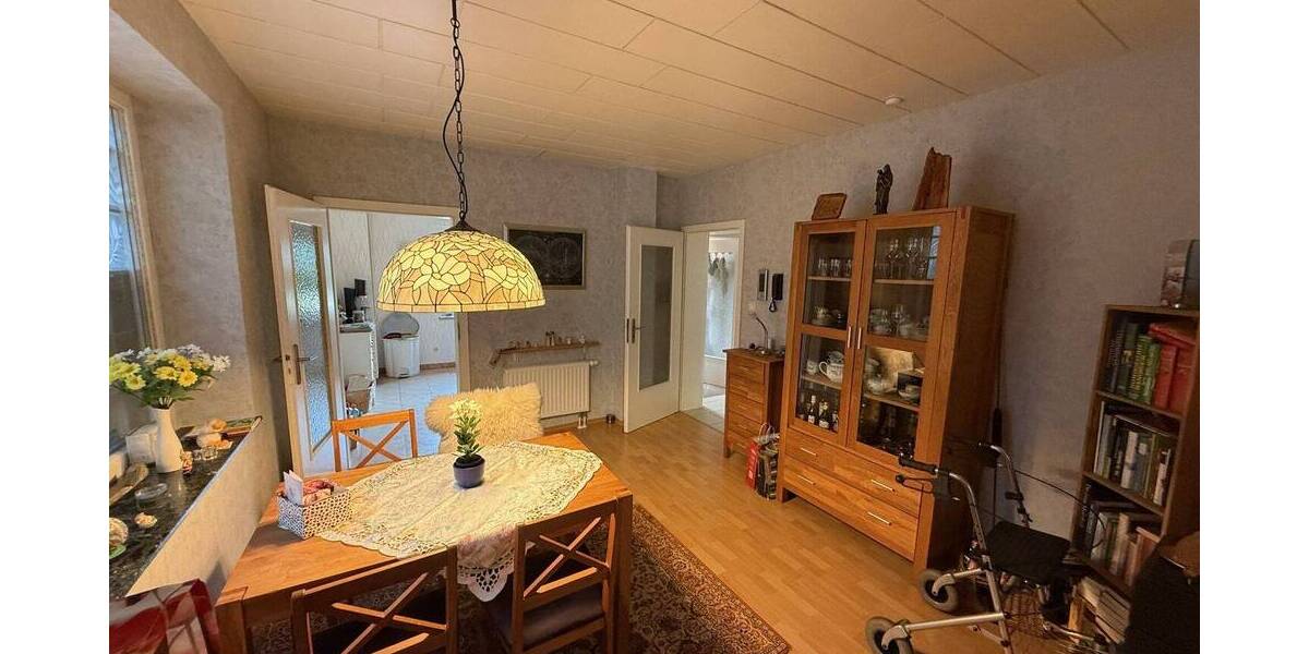 Mehrfamilienhaus, Wohnhaus Unkel - 6 Zimmer, 210 m&sup2;, 475.000&euro; | Angebot:25815429