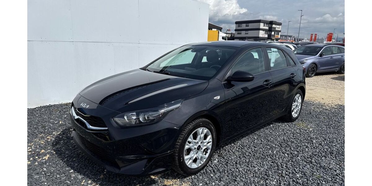 Kia ceed / Ceed 44.000 km 17.990 &euro; Mülheim Kärlich bei Koblenz 56218